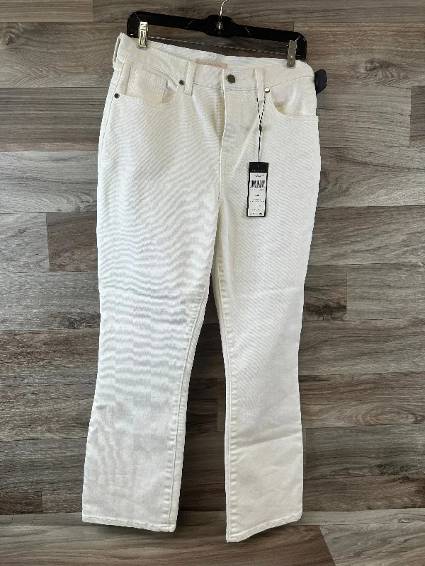 Jeans Boot Cut By Bcbg In White, Size: 6