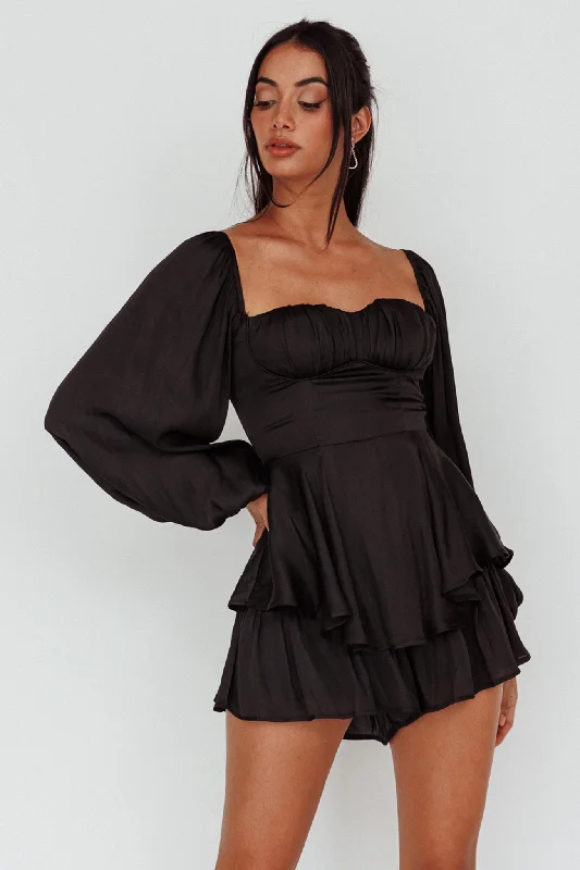 New Light Balloon Sleeve Romper Black