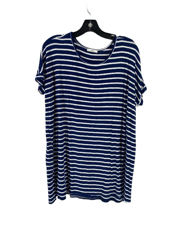 Top Short Sleeve By Jodifl In Navy, Size: L