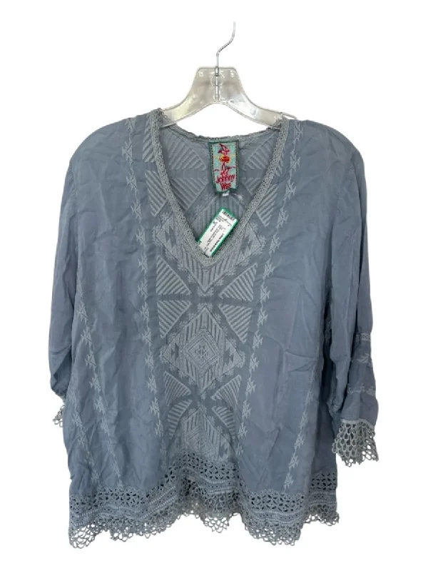 Johnny Was Size M Light Gray Rayon Long Sleeve Lace Trim Embroidered Top